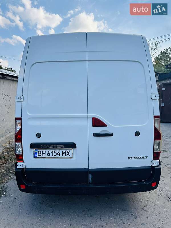 Грузовой фургон Renault Master 2017 в Арцизе