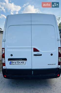 Грузовой фургон Renault Master 2017 в 