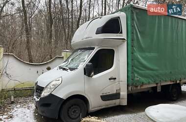 Вантажний фургон Renault Master 2016 в Чернівцях