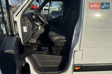 Вантажний фургон Renault Master 2019 в Бродах