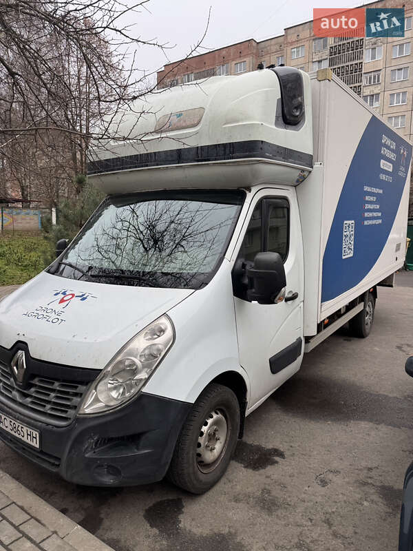 Вантажний фургон Renault Master 2013 в Луцьку