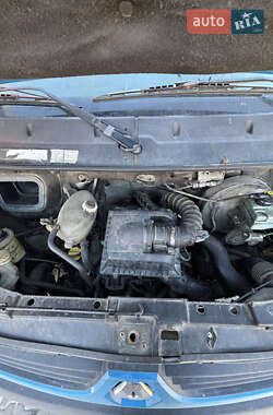 Грузовой фургон Renault Master 2010 в 