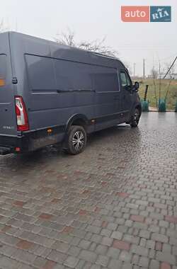 Вантажний фургон Renault Master 2012 в Тернополі