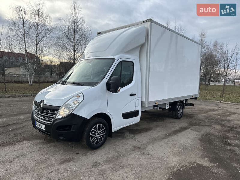 Вантажний фургон Renault Master 2018 в Івано-Франківську