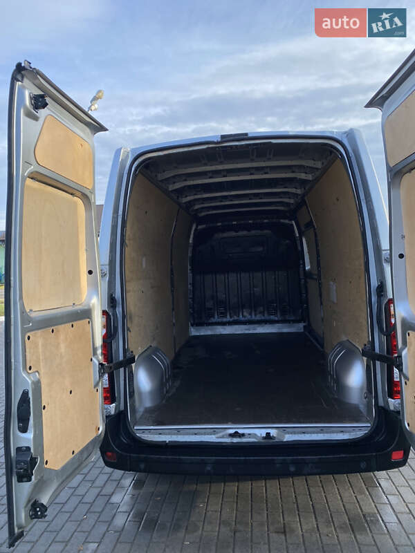 Грузовой фургон Renault Master 2019 в Жовкве