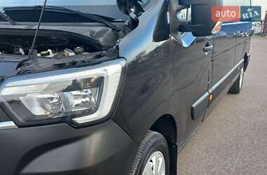 Грузовой фургон Renault Master 2020 в 