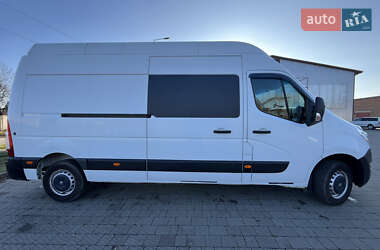 Вантажний фургон Renault Master 2015 в Володимирі