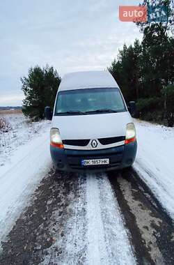 Вантажний фургон Renault Master 2005 в Сарнах