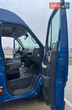 Микроавтобус Renault Master 2013 в 