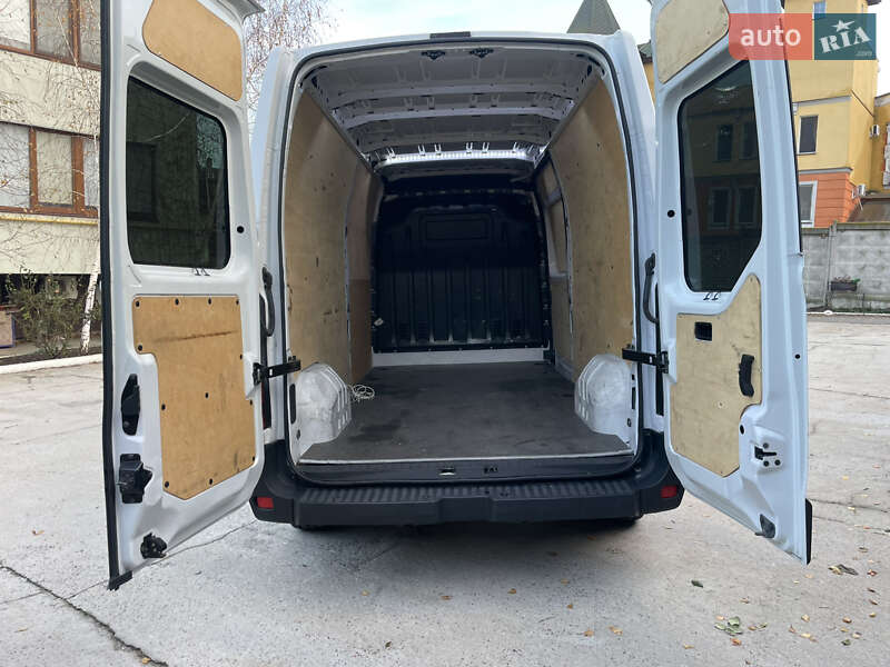 Грузовой фургон Renault Master 2019 в Черноморске