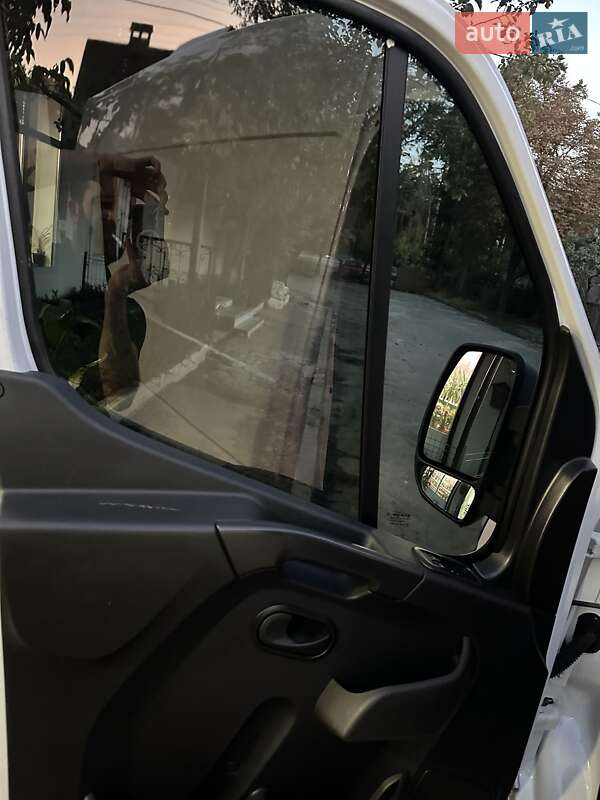 Грузовой фургон Renault Master 2019 в Киеве