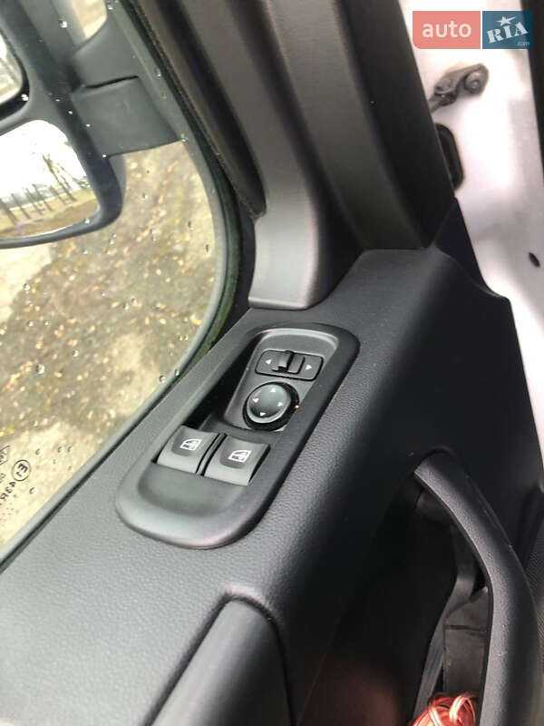 Микроавтобус Renault Master 2021 в Черновцах