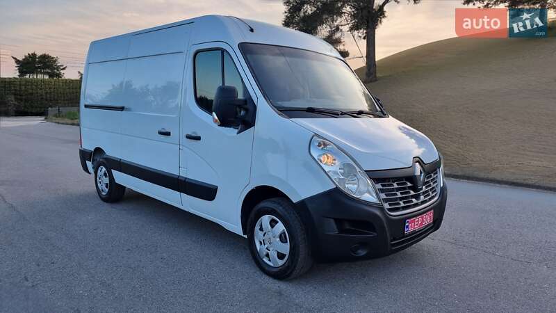 Вантажний фургон Renault Master 2018 в Житомирі
