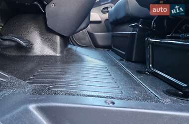 Грузовой фургон Renault Master 2018 в 