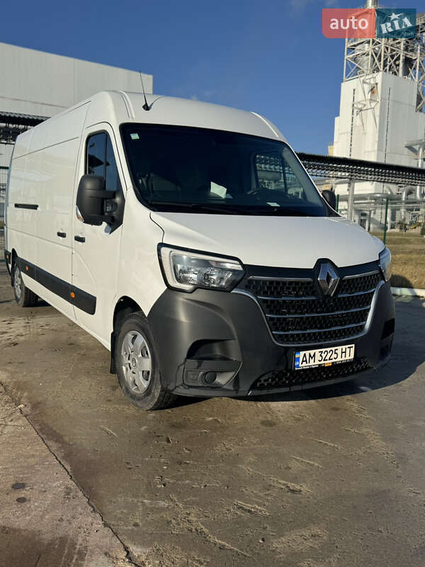 Грузовой фургон Renault Master 2021 в Коростене