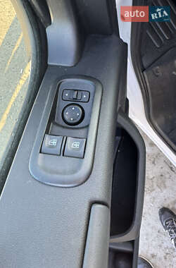 Грузовой фургон Renault Master 2021 в Коростене