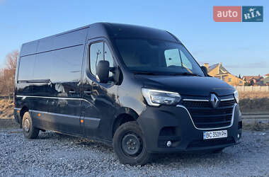 Вантажний фургон Renault Master 2019 в Львові