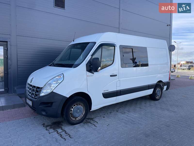 Грузопассажирский фургон Renault Master 2013 в Киеве