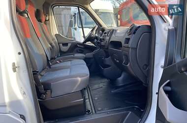 Вантажний фургон Renault Master 2017 в Хусті