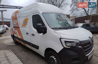Грузовой фургон Renault Master 2020 в 