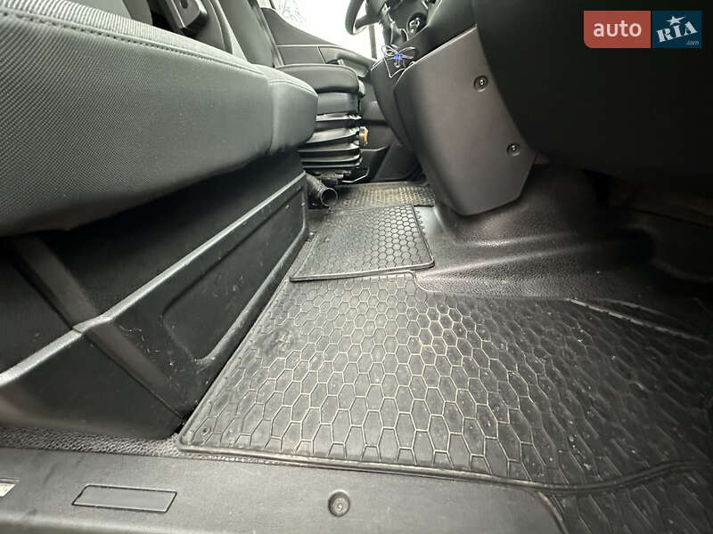Автовоз Renault Master 2019 в Ровно