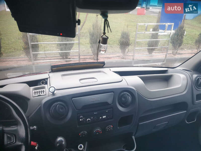 Грузовой фургон Renault Master 2013 в Полтаве