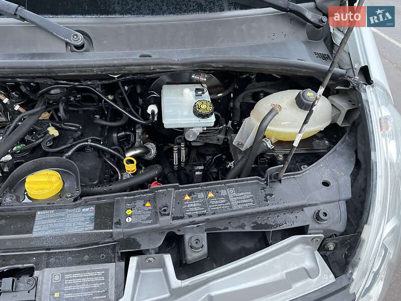 Рефрижератор Renault Master 2016 в Дрогобыче