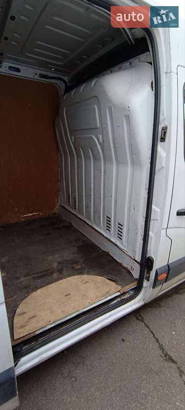 Грузовой фургон Renault Master 2014 в Шептицькому