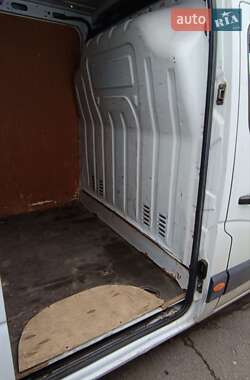Грузовой фургон Renault Master 2014 в 