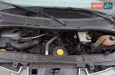 Грузовой фургон Renault Master 2014 в 