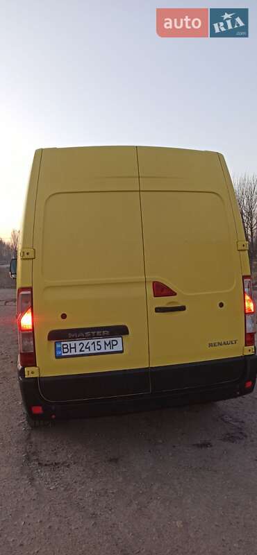 Вантажний фургон Renault Master 2014 в Білгороді-Дністровському