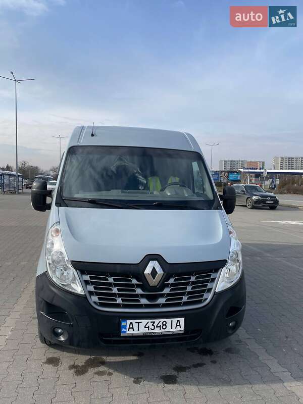 Грузовой фургон Renault Master 2016 в Ивано-Франковске