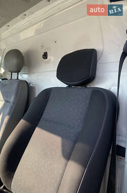 Вантажний фургон Renault Master 2006 в 
