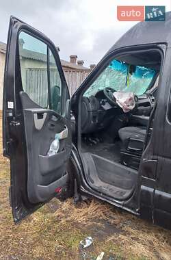 Грузопассажирский фургон Renault Master 2015 в Черновцах
