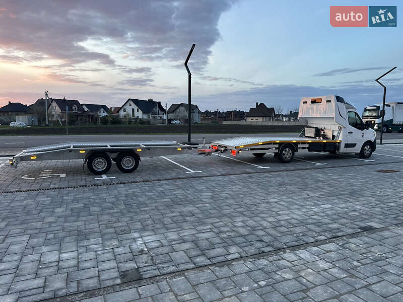 Автовоз Renault Master 2021 в Луцке