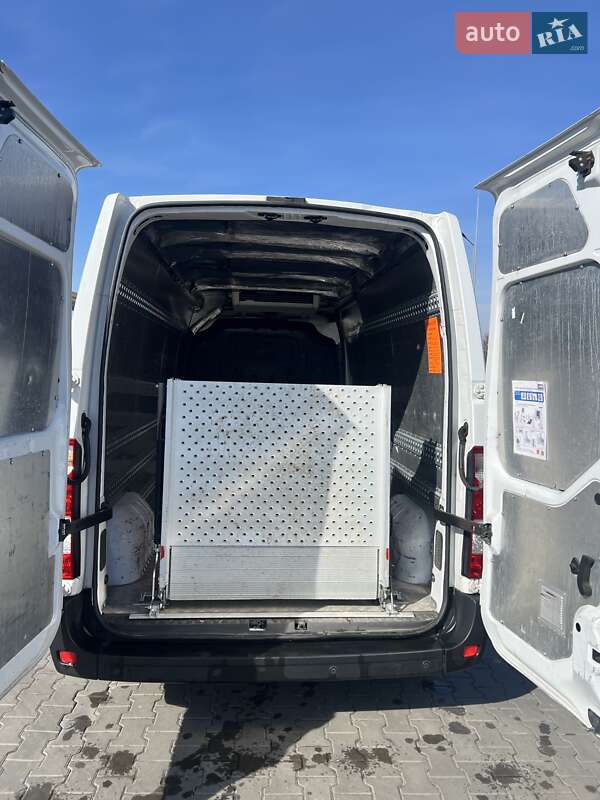 Вантажний фургон Renault Master 2018 в Луцьку