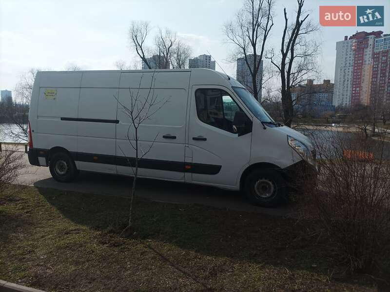 Грузовой фургон Renault Master 2016 в Киеве