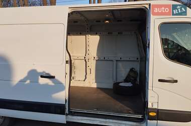 Вантажний фургон Renault Master 2017 в Сумах