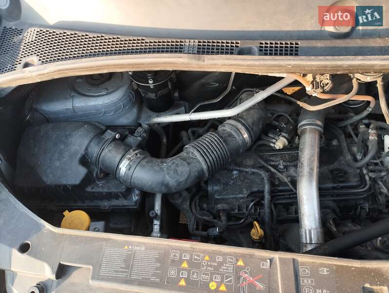 Вантажний фургон Renault Master 2017 в Сумах