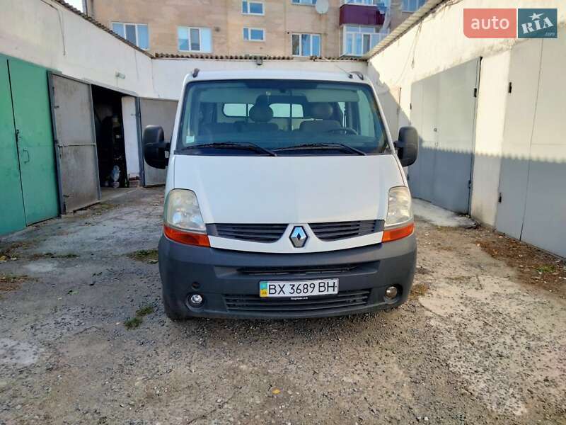 Грузопассажирский фургон Renault Master 2009 в Шепетовке