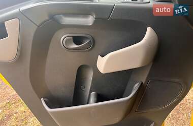 Грузовой фургон Renault Master 2014 в 