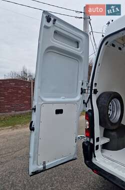Вантажний фургон Renault Master 2008 в 