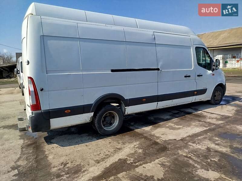 Вантажний фургон Renault Master 2011 в Конотопі