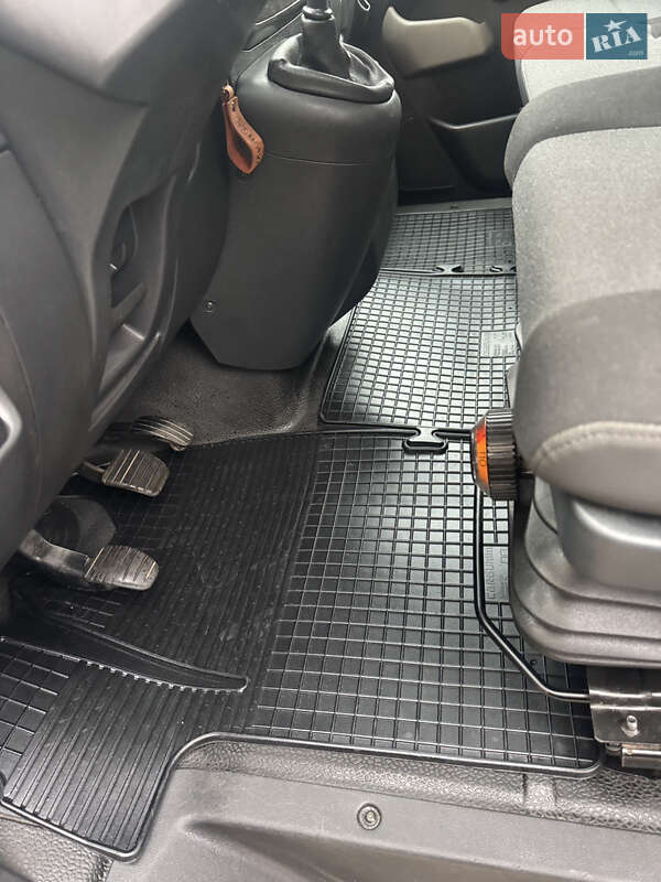 Борт Renault Master 2015 в Каменец-Подольском