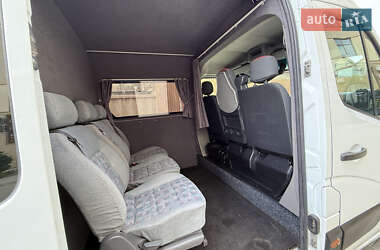 Грузопассажирский фургон Renault Master 2016 в 
