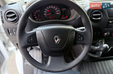 Грузопассажирский фургон Renault Master 2016 в 