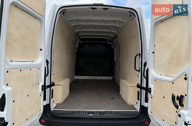 Вантажний фургон Renault Master 2021 в 