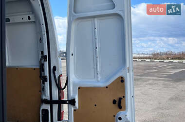 Грузовой фургон Renault Master 2019 в 