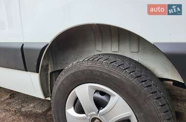 Грузовой фургон Renault Master 2015 в 