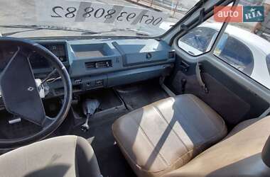 Грузовой фургон Renault Master 1992 в 